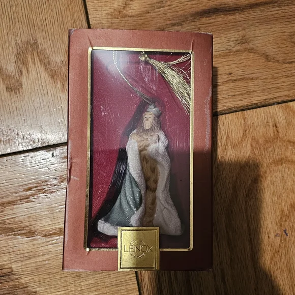 Wizard Of Oz Lenox Ornament - Cowardly Lion NWT - Picture 3 of 9